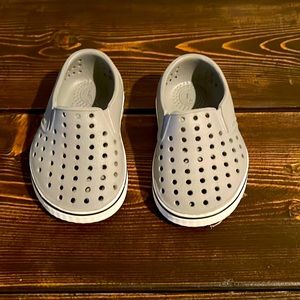 Native shoes toddler size 4